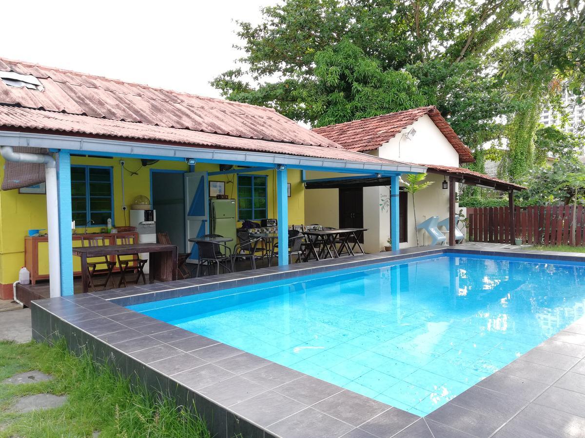 Coco Country Homes Malacca Bagian luar foto